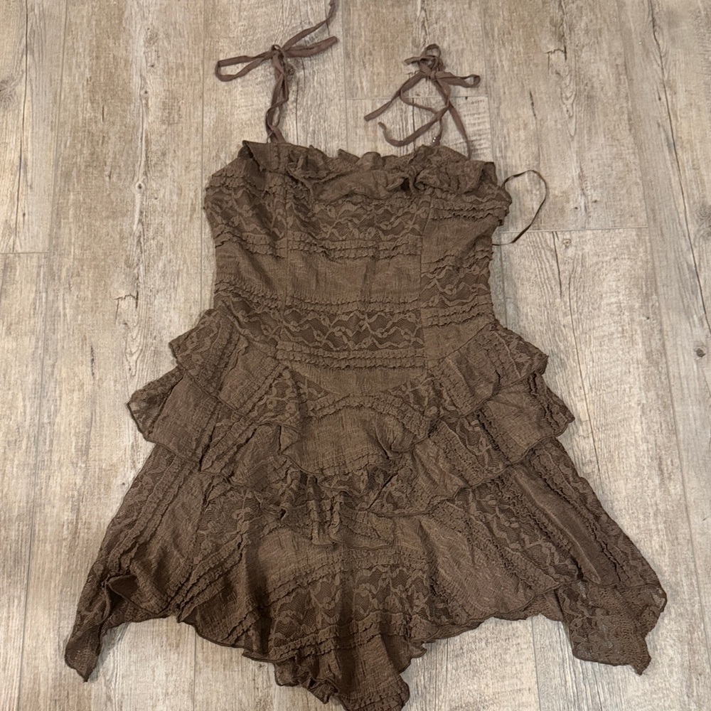 Privy Elegant Brown Lace Dress